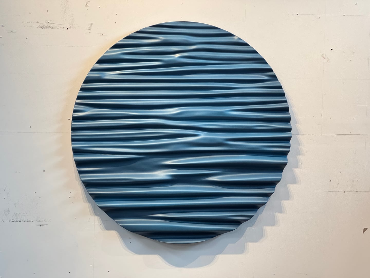 Wooden-Drapery-Sculpture - Image 3